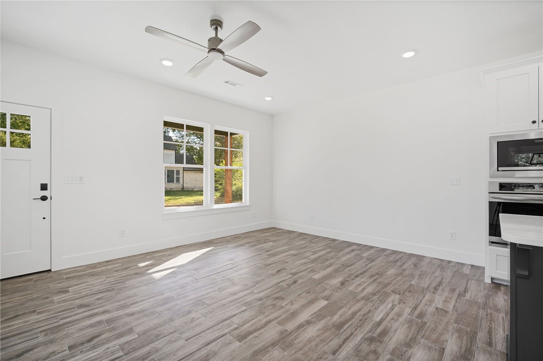 Hardins Add Rogers - Residential Lease