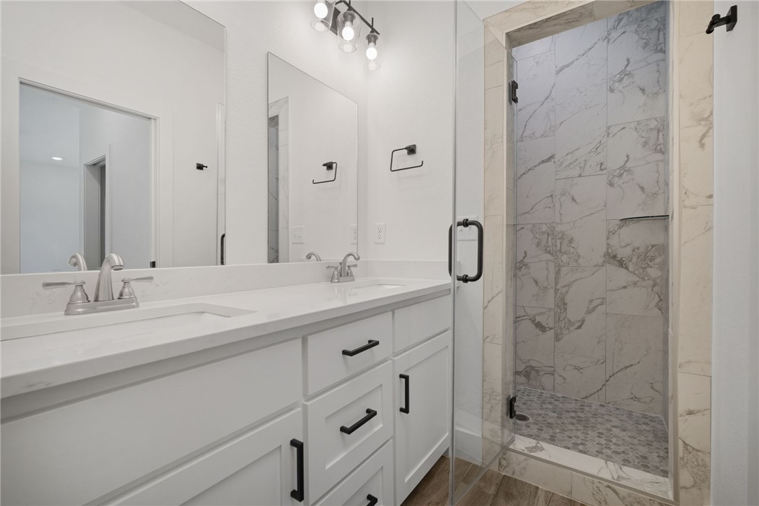 Hardins Add Rogers - Residential Lease