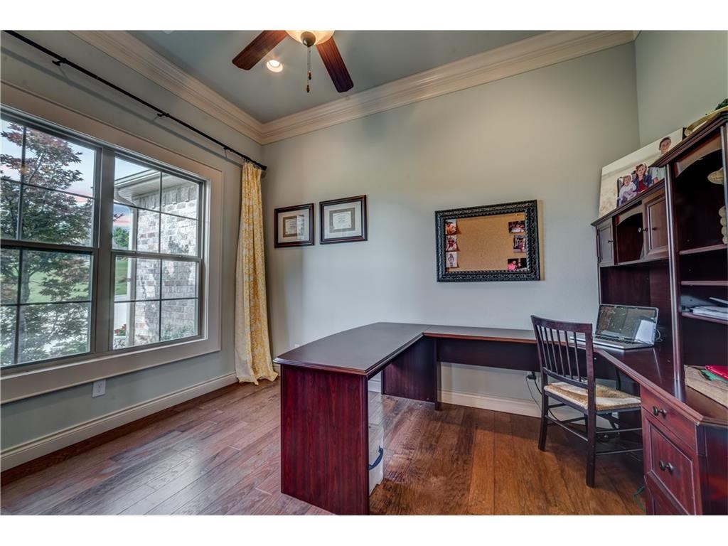 Beau Chalet Sub Highfill - Residential Lease