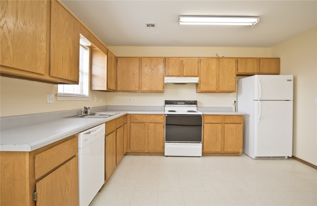 Dunham Addrogers - Residential Lease