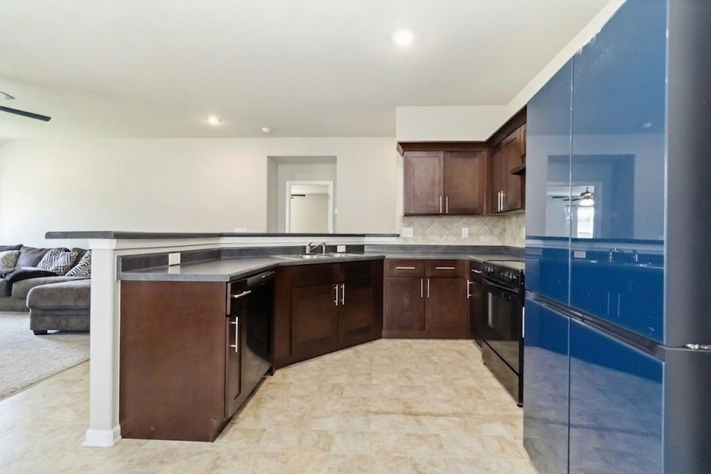 CRYSTAL SPRINGS VILLAGE PH 2 - Residential