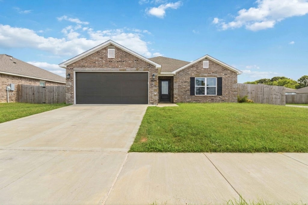 CRYSTAL SPRINGS VILLAGE PH 2 - Residential