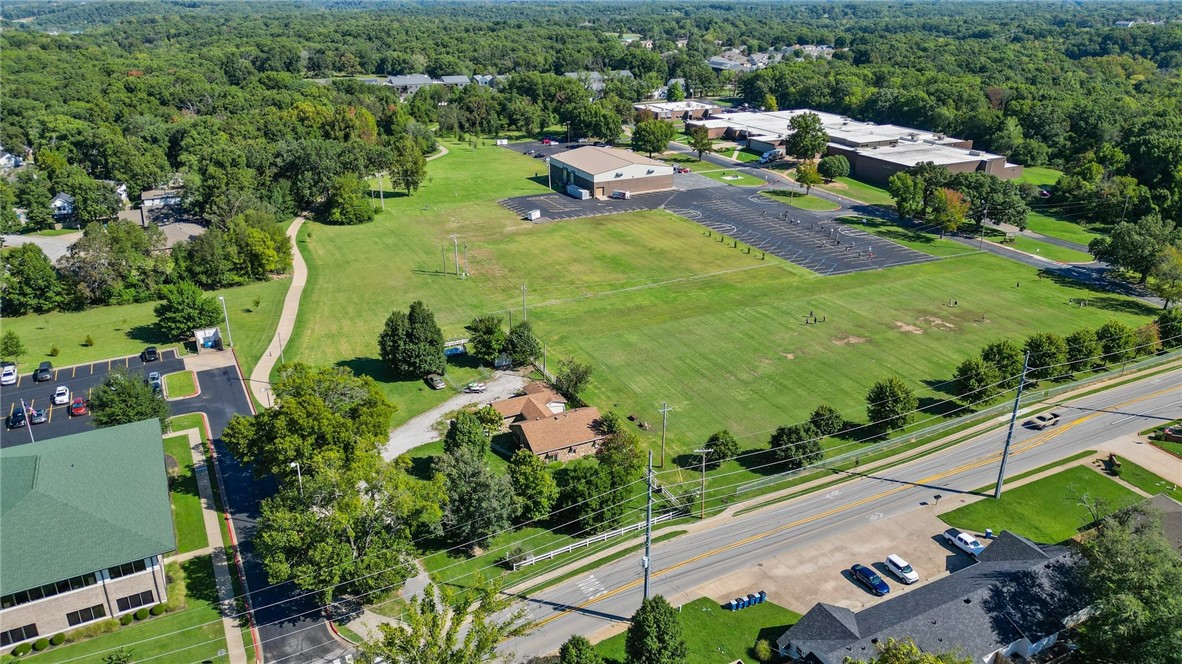 19-20-30-BENTONVILLE - Land