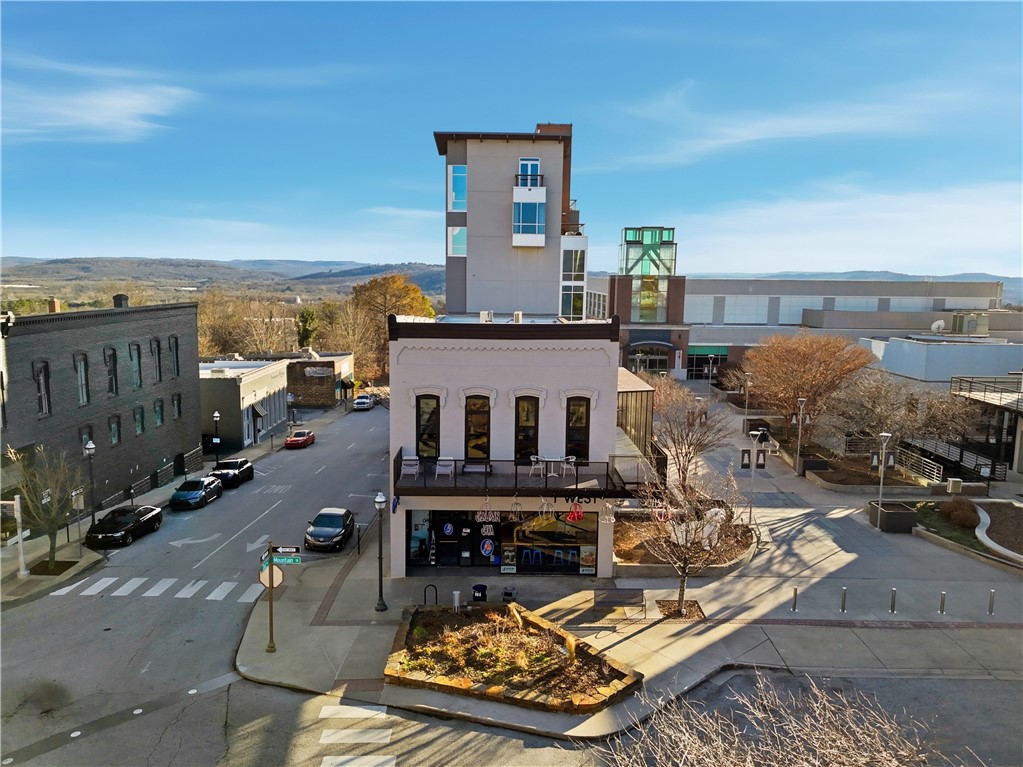 +/- 120 SF office suite for lease in prime Fayetteville location. Located directly on the Downtown Fayetteville Square, this office space offers access to restaurants, shops, and entertainment along with access to the Razorback Greenway. This office suite in located in the modern 1 W Mountain building with high visibility and convenient access. This suite is on the 3rd floor with community men's and women's restrooms, lobby/waiting area, and modern conference room. Personal parking spots are available in the attached garage for $210/mo. This garage has elevator access directly to your floor. This suite is above the Jammin Java coffee shop, directly next to Tiny Tim's Pizza, and a short walk to Hugo's restaurant providing many options for lunch breaks! Offered on a gross lease, with internet included, you benefit from easy and predictable costs.