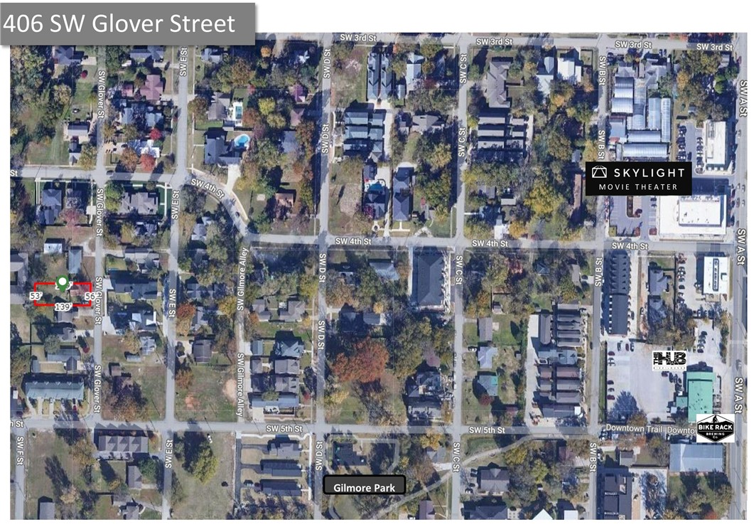 Amazing lot in downtown Bentonville. This lot is flat, cleared and ready to build on. Located in the desired South West area with million dollar homes all around. Easy stroll to restaurants and shops. Shared drive easement between lots 25 & lot 26 allowing you more building space. Zoning is DN-2 which allows for one single family home or a duplex. Lot is 55'x137'.