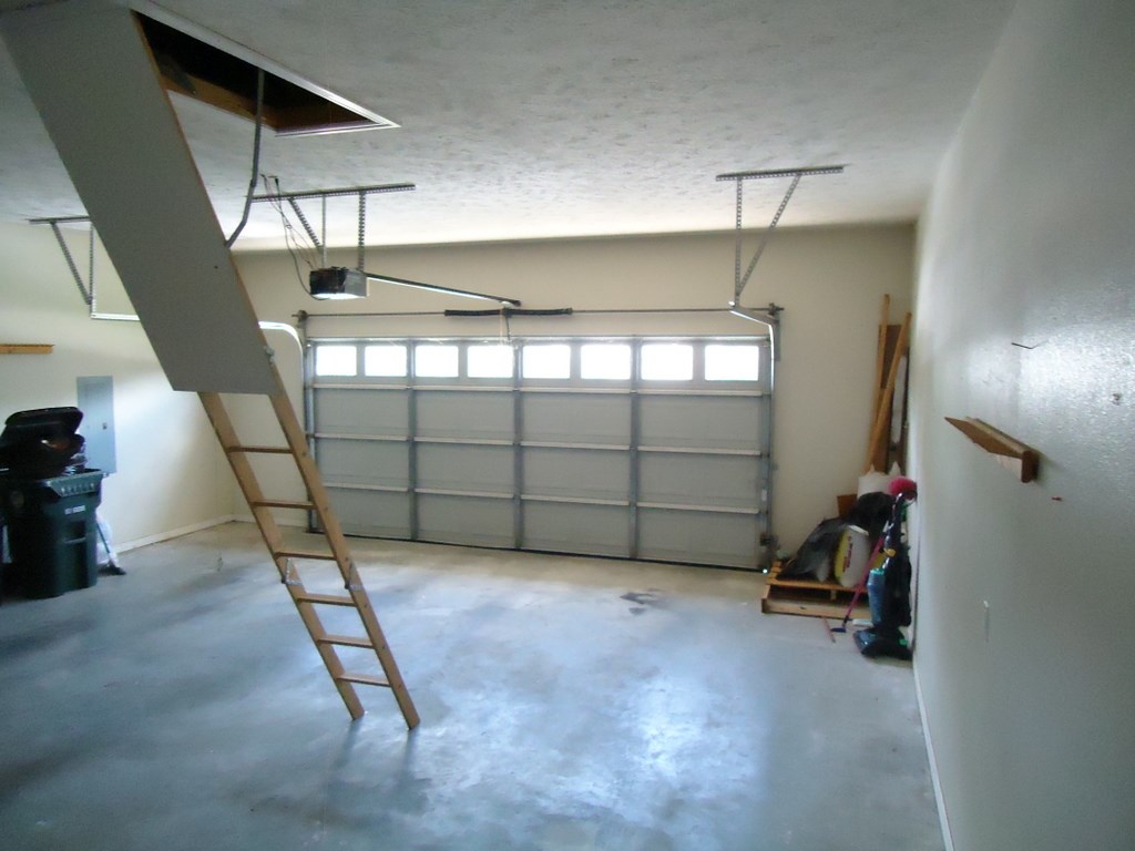 Unit 9 Holiday Island - Residential