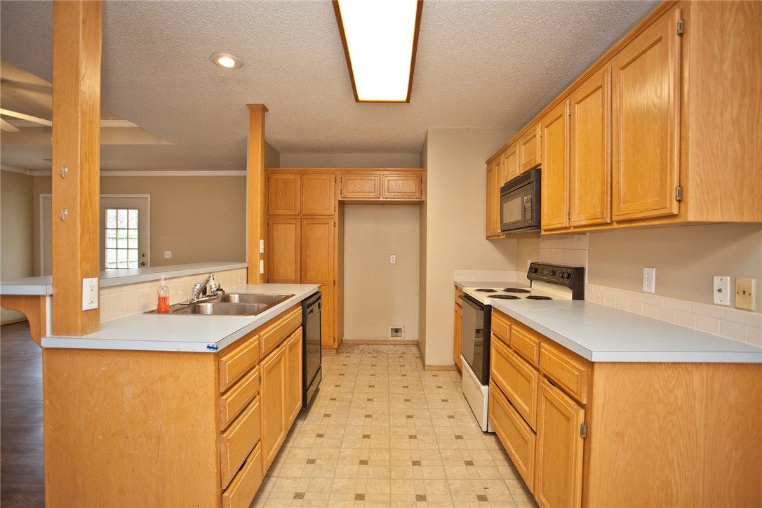 Hannah's Meadow Add Ph 2-Bentonville - Residential Lease