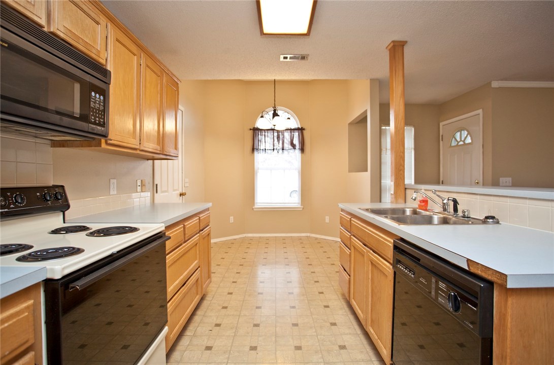 Hannah's Meadow Add Ph 2-Bentonville - Residential Lease