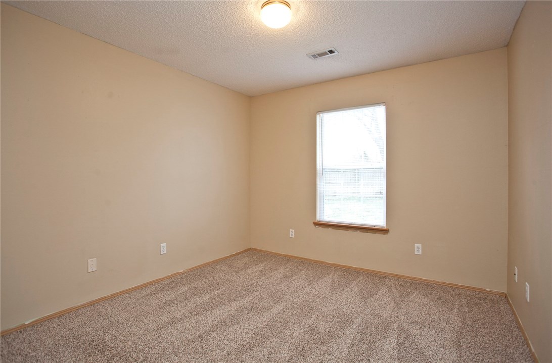 Hannah's Meadow Add Ph 2-Bentonville - Residential Lease