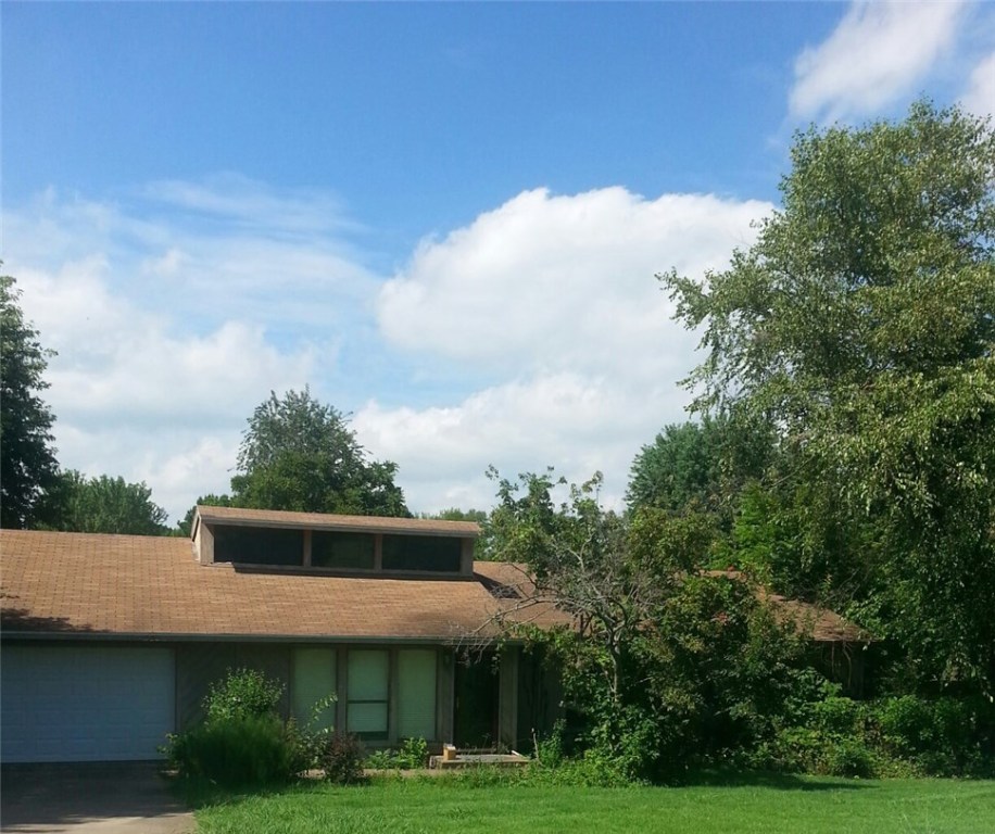 Huntington Place - Residential
