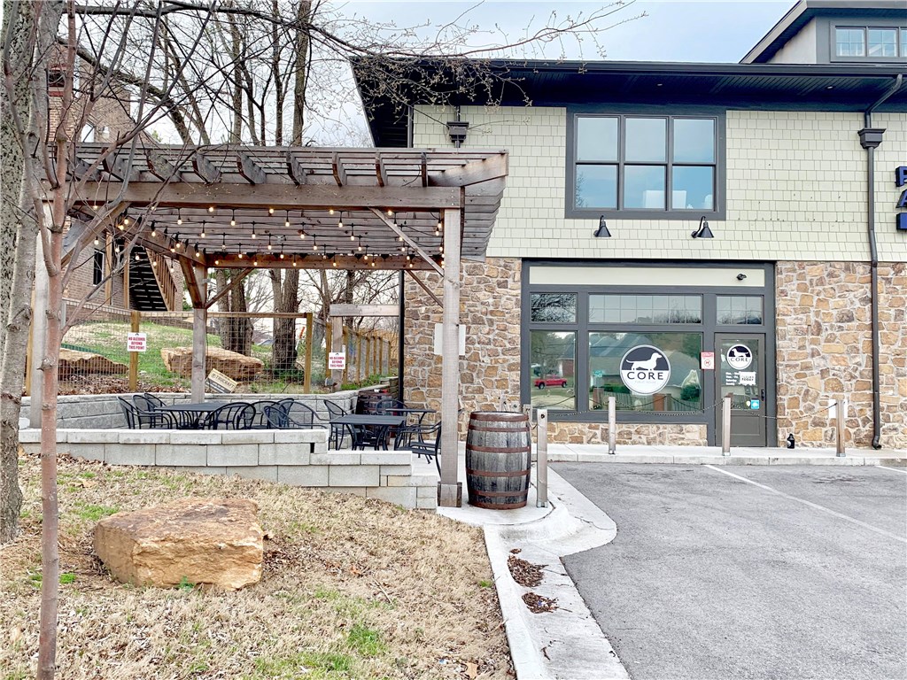 Kantz Place - Commercial Lease