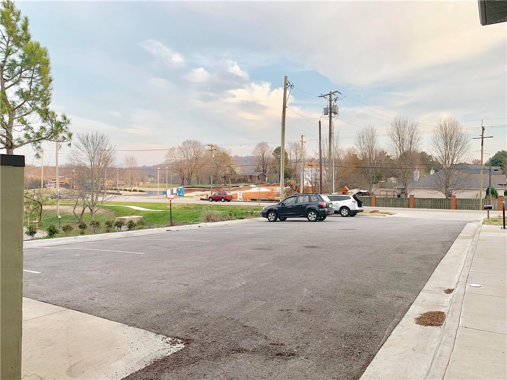 Kantz Place - Commercial Lease