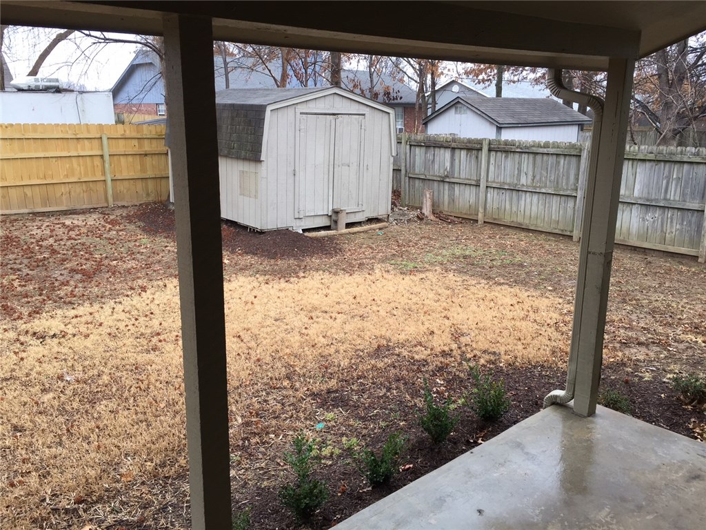 Pine Meadow Add Ph III Rogers - Residential