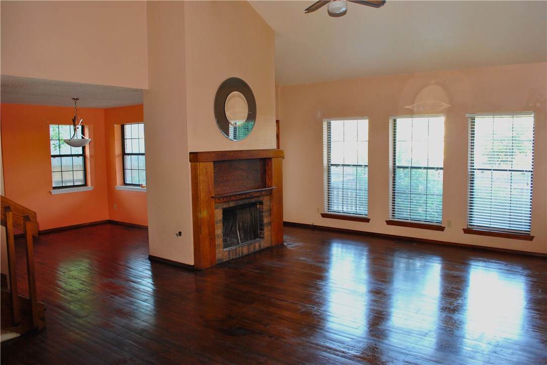 Quail Run Sub Bentonville - Residential