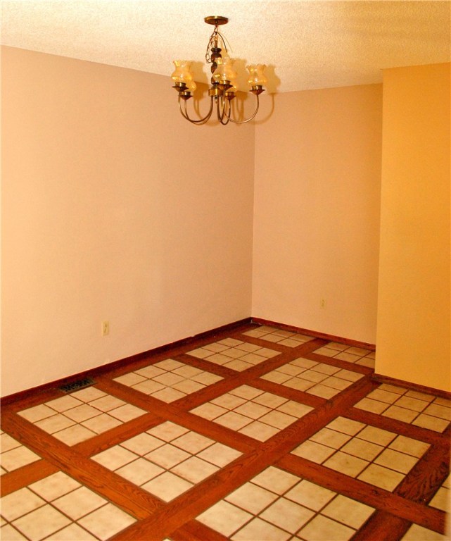 Quail Run Sub Bentonville - Residential