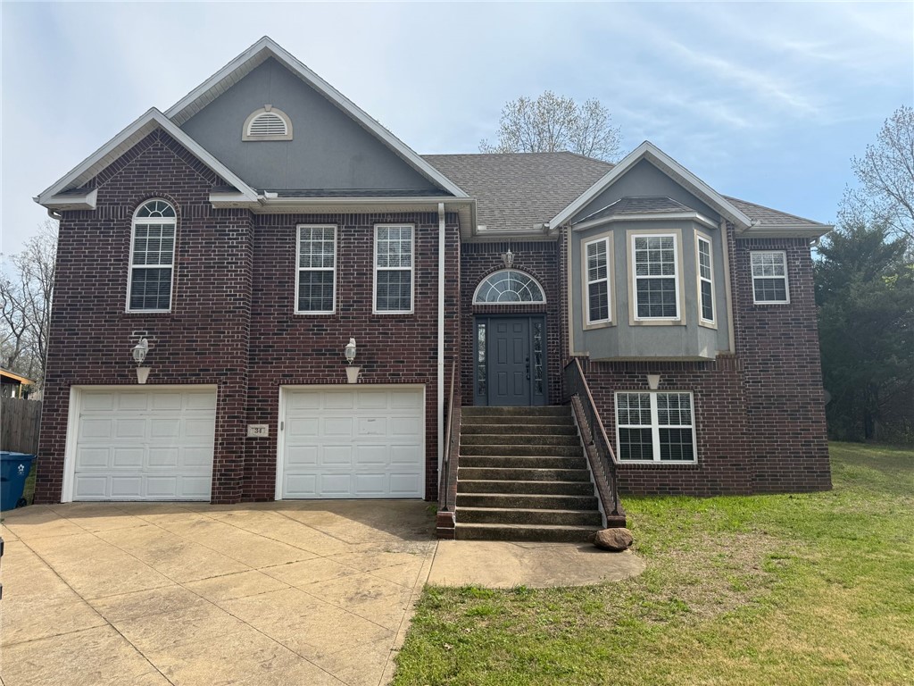Very unique floor plan!!! This home has lots of space. 4 bedrooms 3 full baths. great kitchen with granite counters, indirect lighting and stainless appliances, formal dining area, hardwood flooring through out main living area, large master suite with sitting area, back deck over looks large back yard.