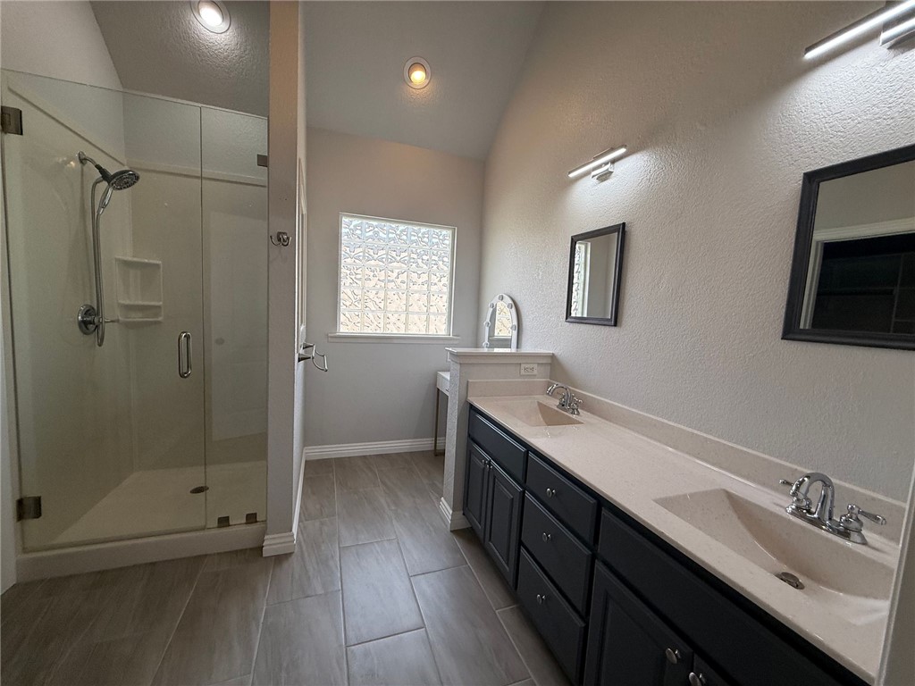 Keighley Sub Bvv - Residential Lease
