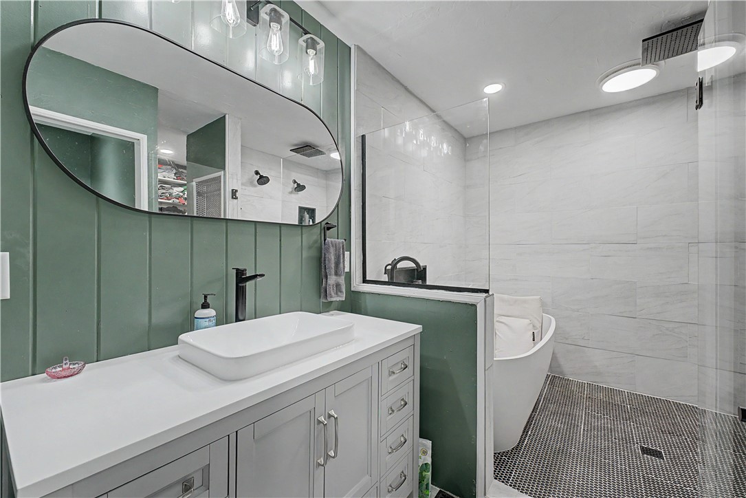 Harlow Sub Bvv - Residential