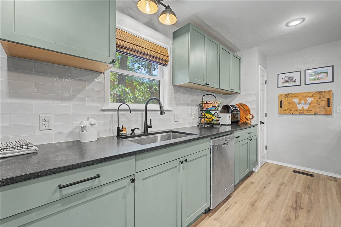Harlow Sub Bvv - Residential