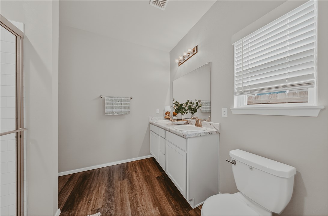Creekside Meadows - Residential