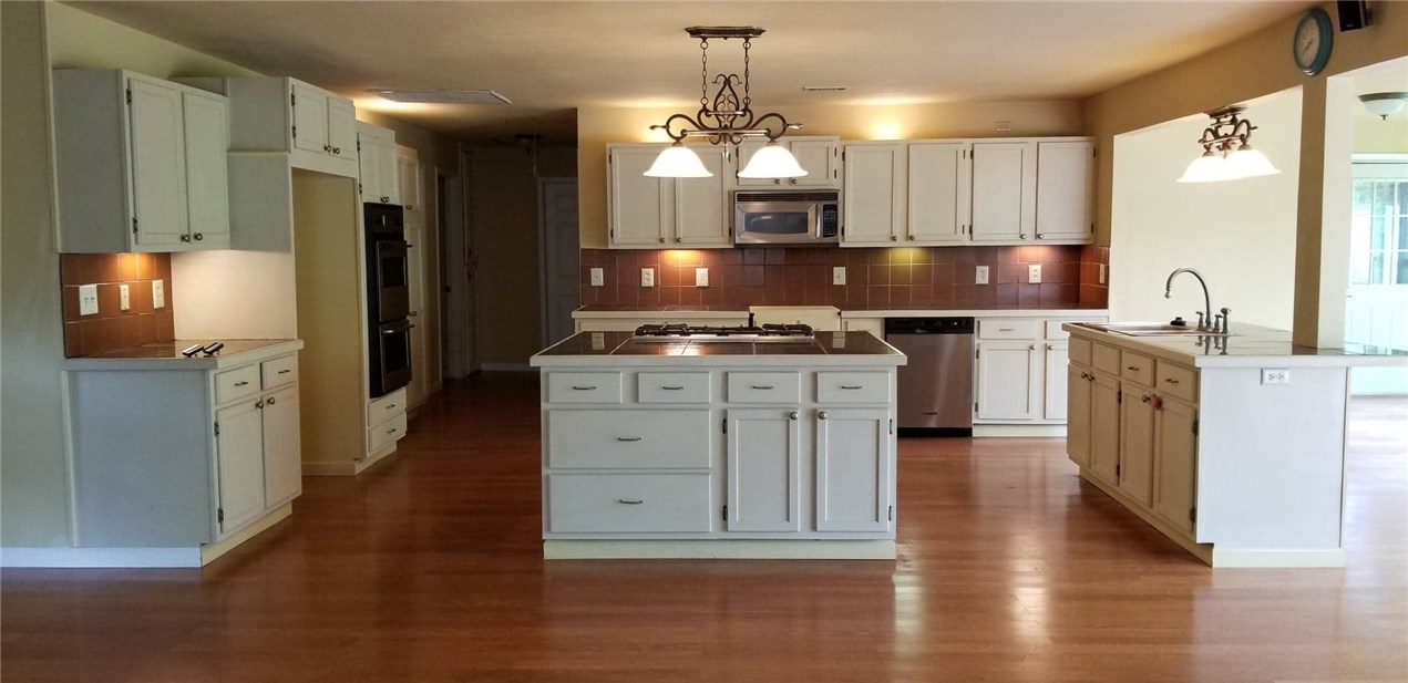 West Brush Creek Add Little Flock - Residential Lease