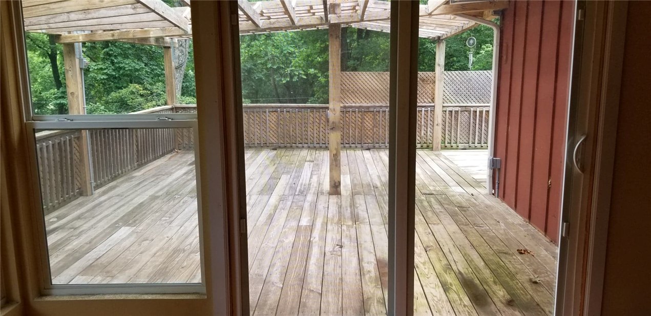 West Brush Creek Add Little Flock - Residential Lease