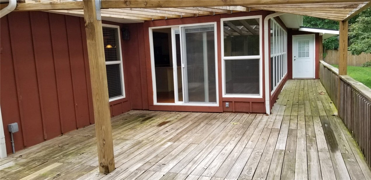 West Brush Creek Add Little Flock - Residential Lease