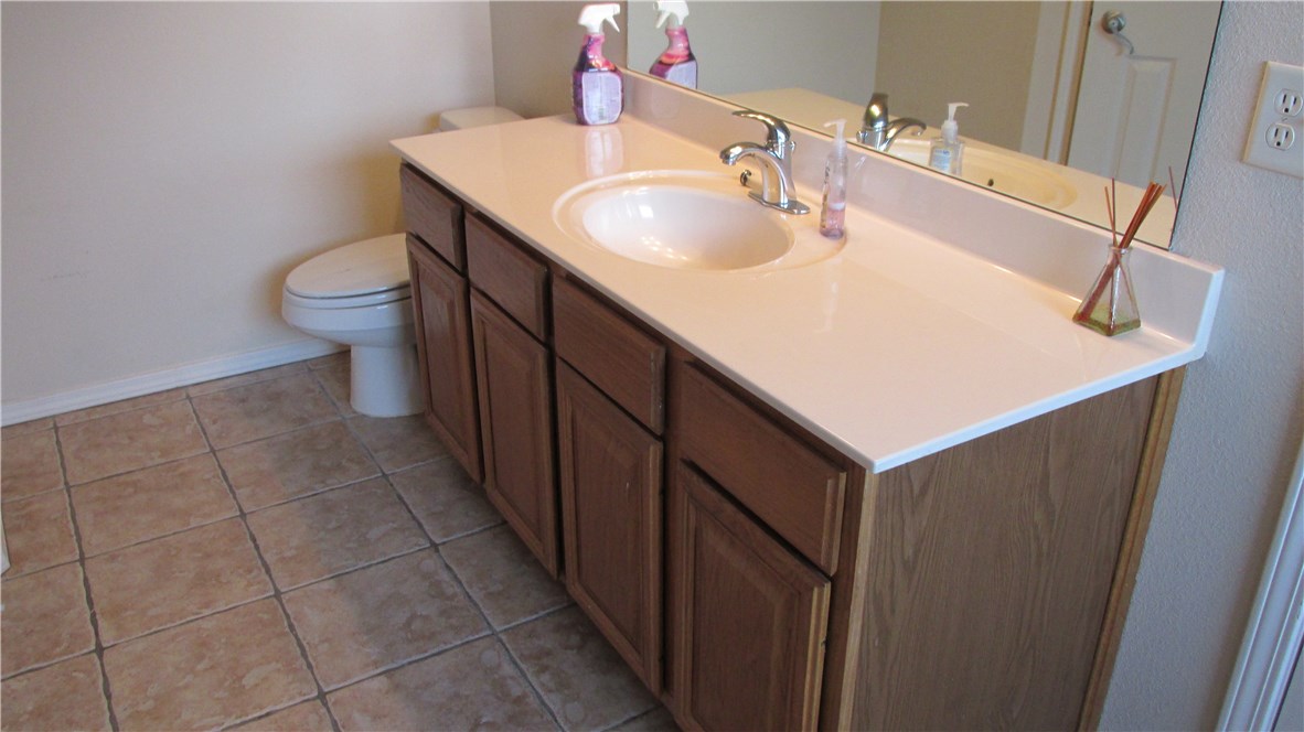 Centerpoint Sub - Residential Lease