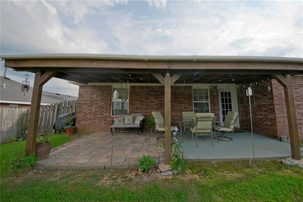 Centerpoint Sub - Residential Lease
