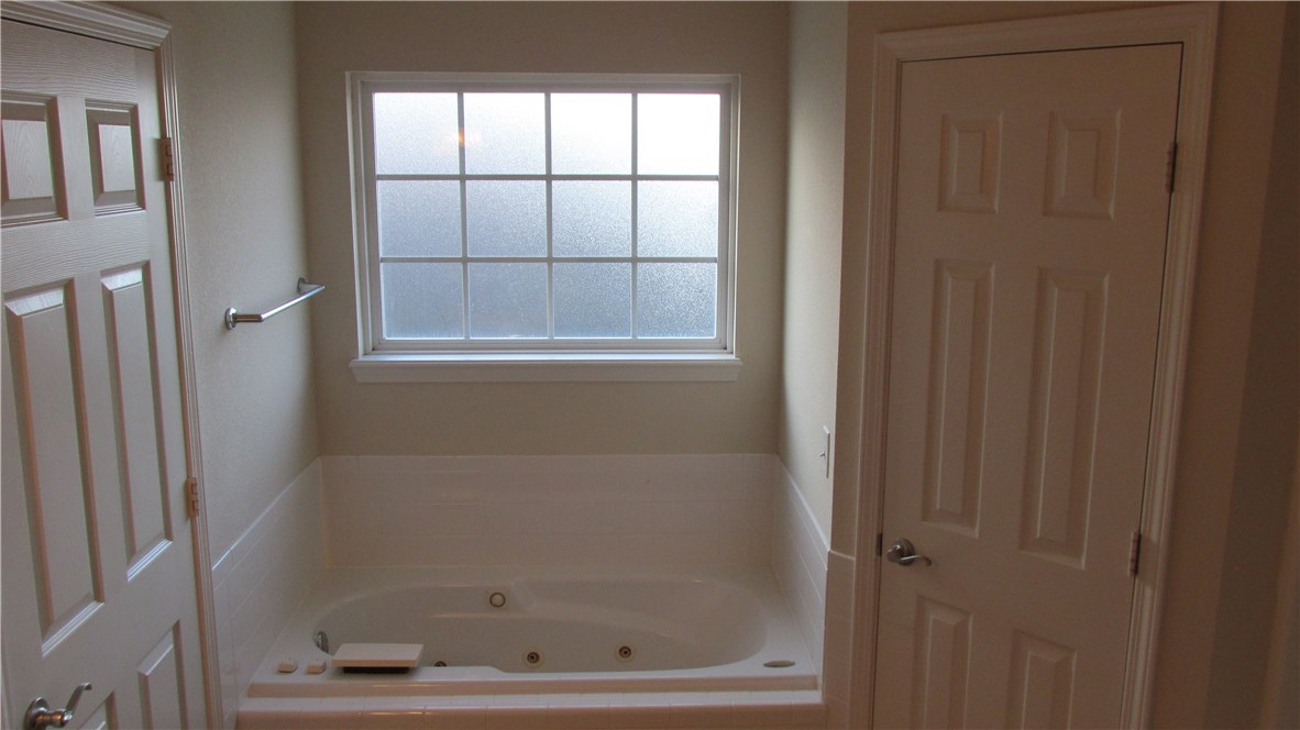 Centerpoint Sub - Residential Lease