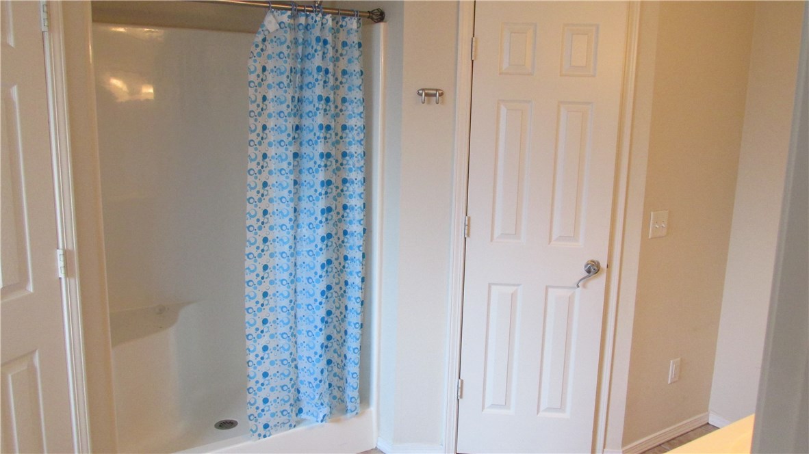 Centerpoint Sub - Residential Lease