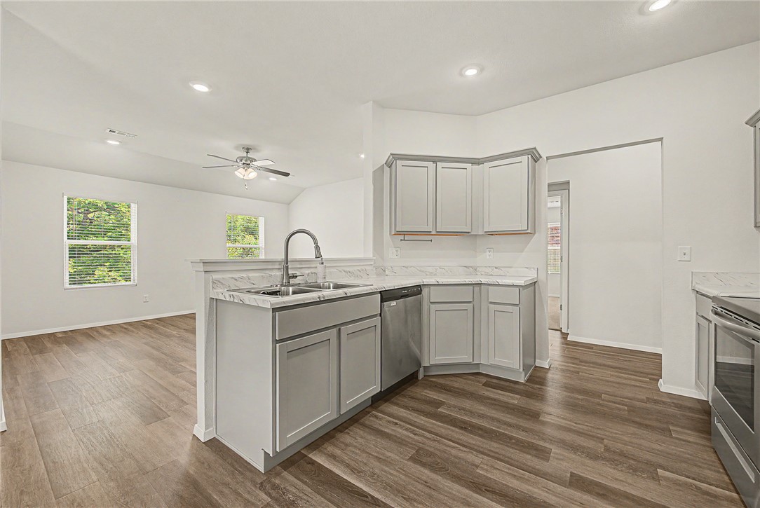 Creekside Meadows - Residential