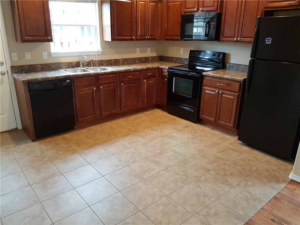 Commons At Walnut Crossing - Residential Lease