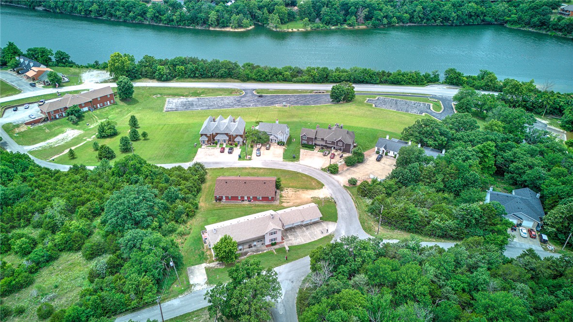 Unit 10 Holiday Island - Residential