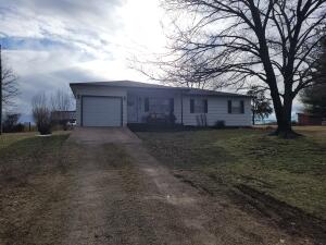 Well maintained 3 Bedroom 1 1/2 BathLots of maintenance items replaced in the last 10 Years.