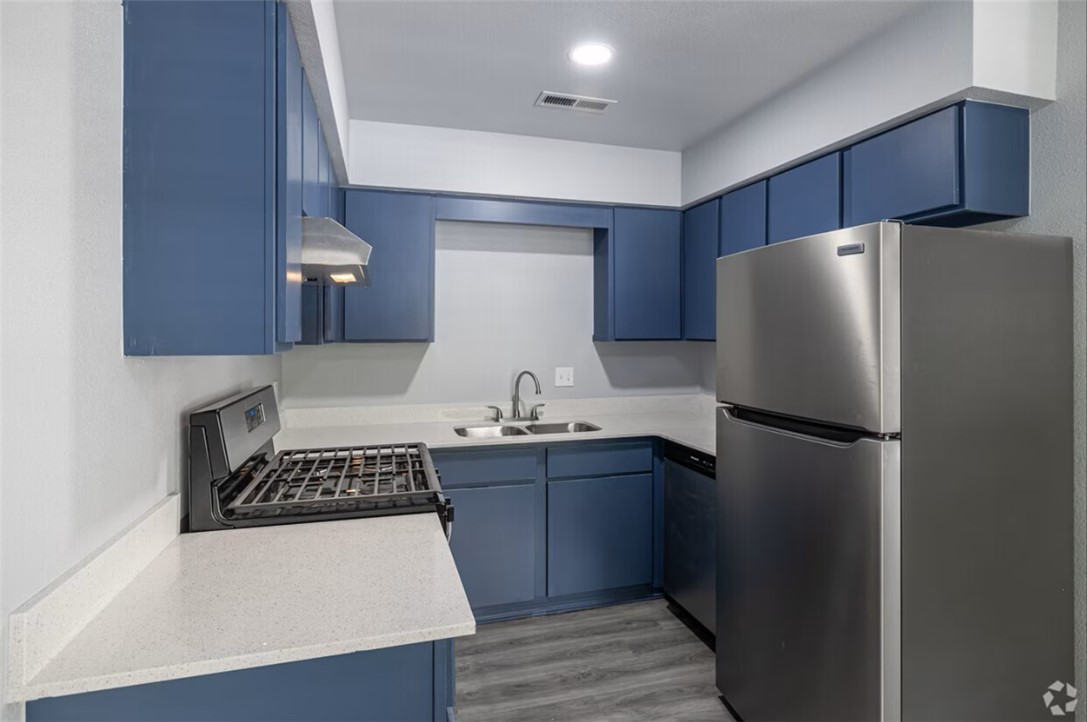 N/A - Residential Lease