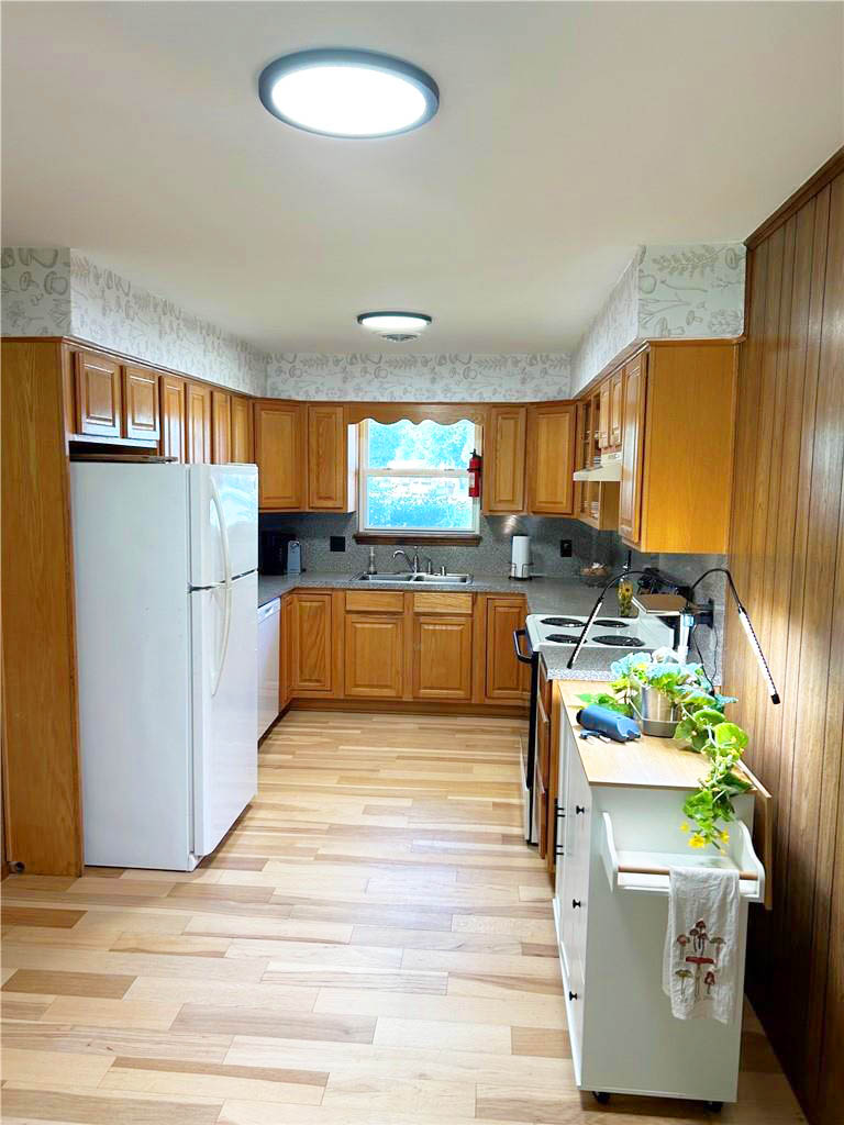 Rosewood Add Rogers - Residential