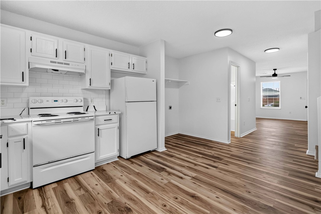 Carriage Square Sub Bentonville - Residential