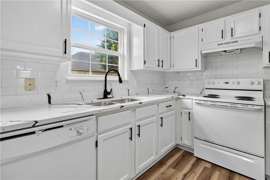 Carriage Square Sub Bentonville - Residential