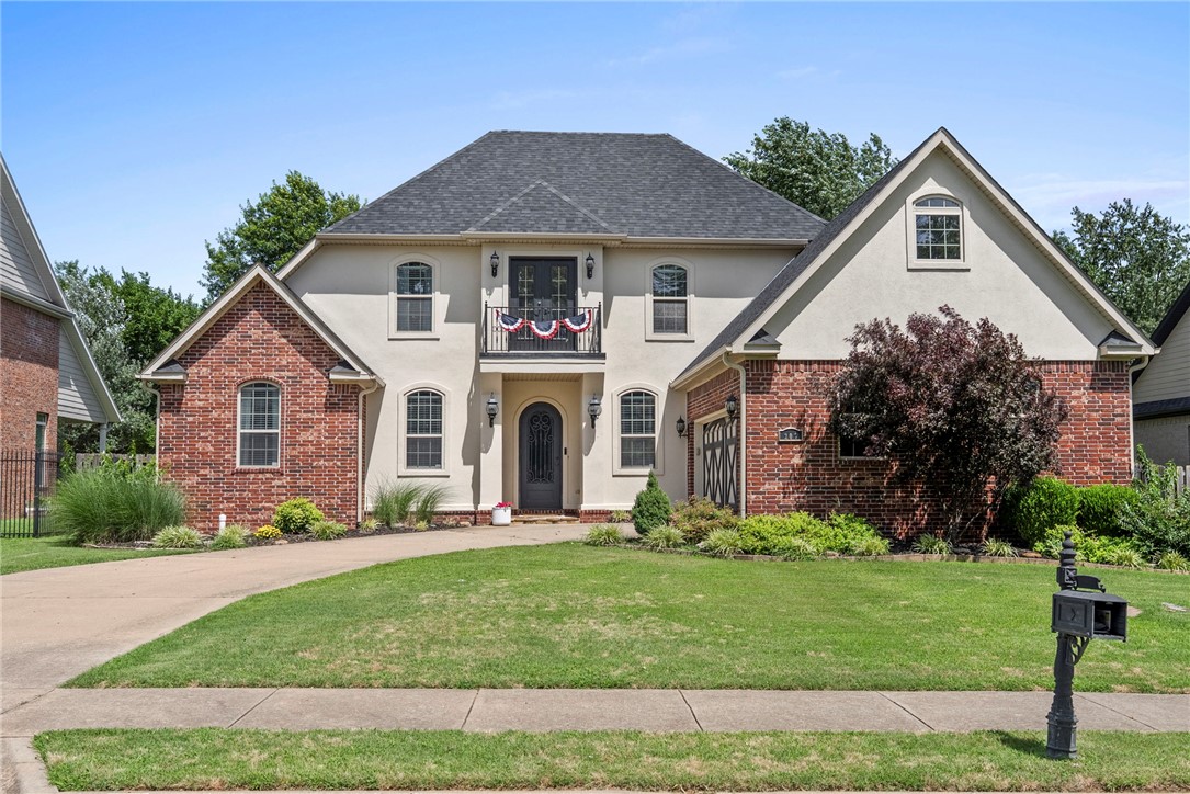 The Falls - Residential