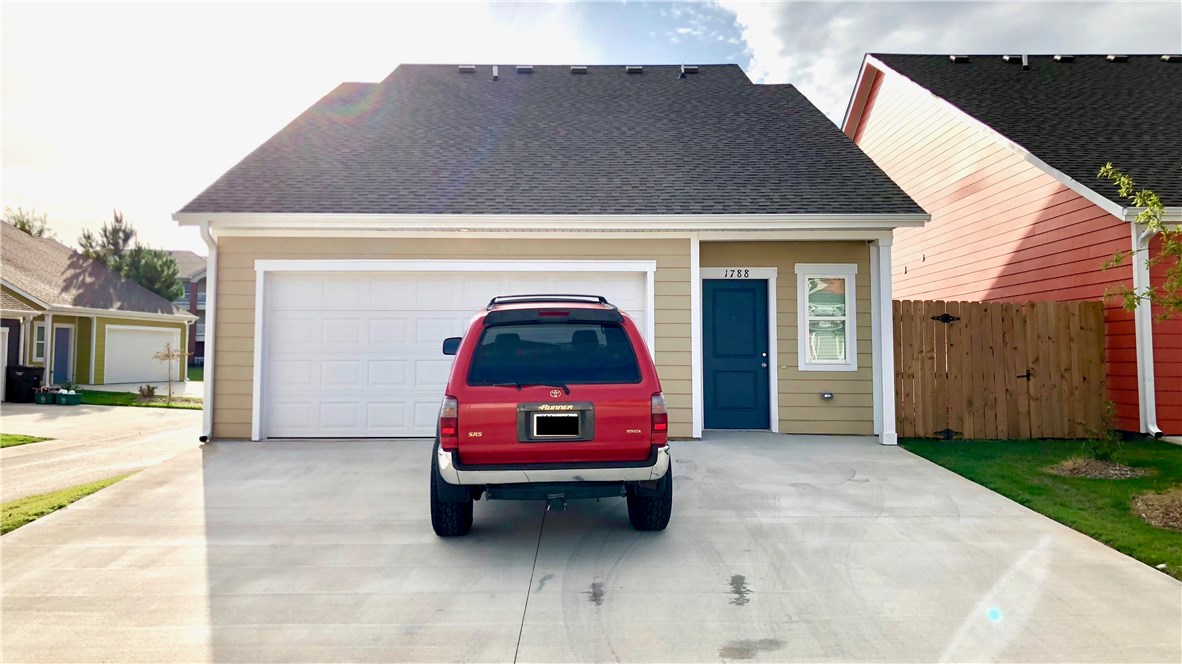 Links at Fayetteville Row Homes - Residential Lease