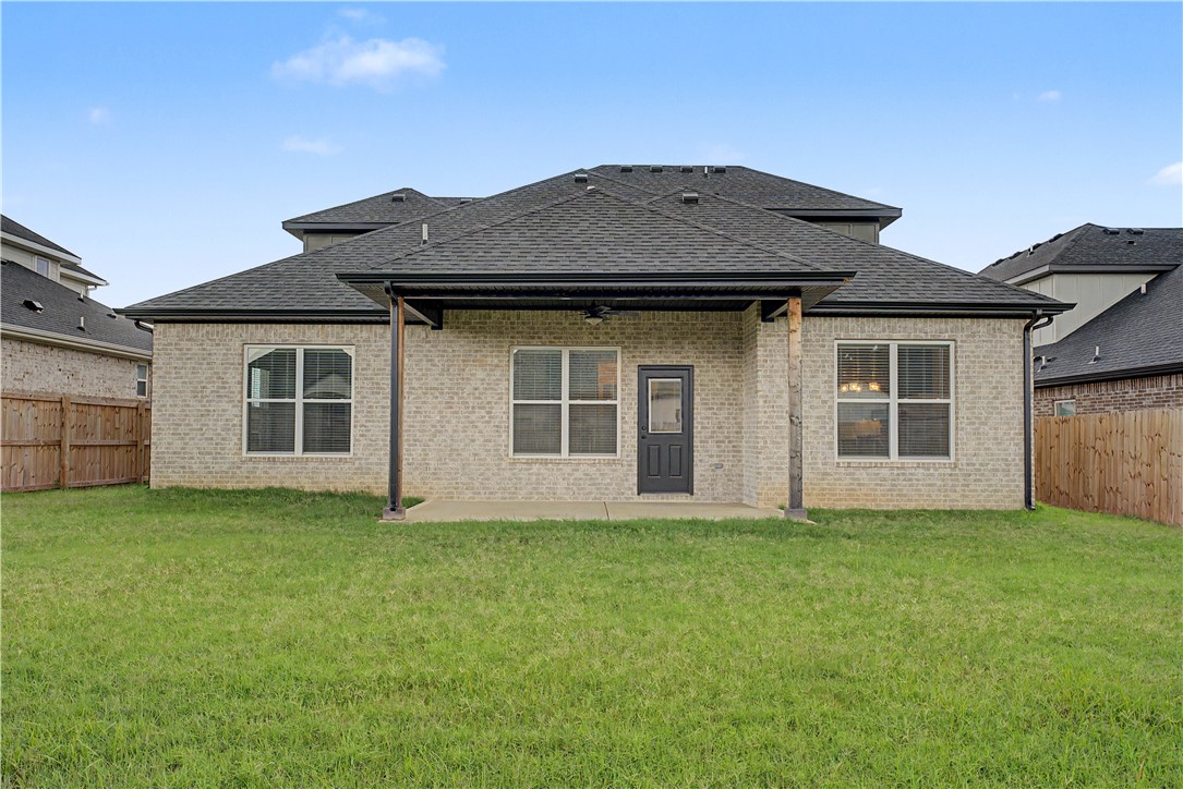 ANNIKA ESTATES PH II-CENTERTON - Residential Lease