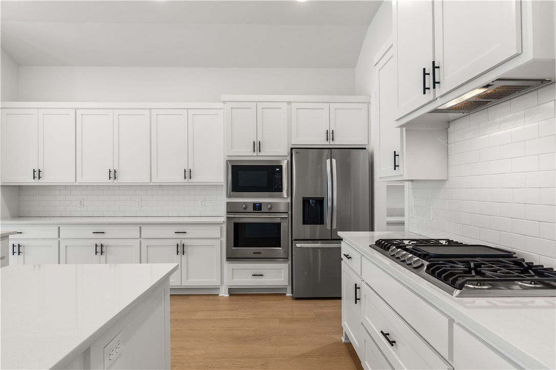 Aurora Sub Ph I Bentonville - Residential Lease