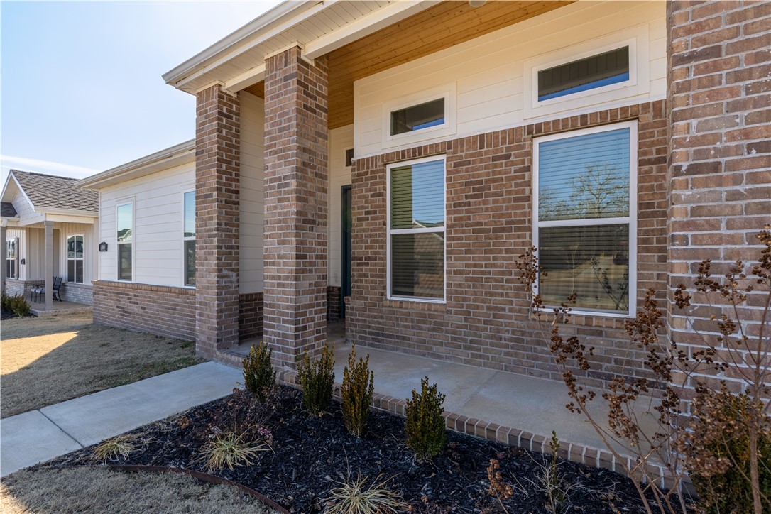 Aurora Sub Ph I Bentonville - Residential Lease