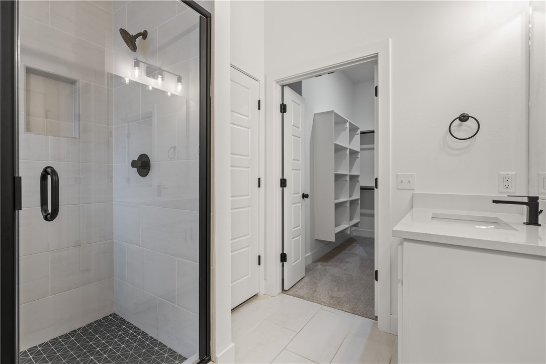 Aurora Sub Ph I Bentonville - Residential Lease