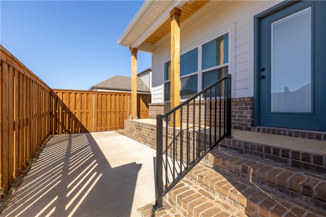 Aurora Sub Ph I Bentonville - Residential Lease