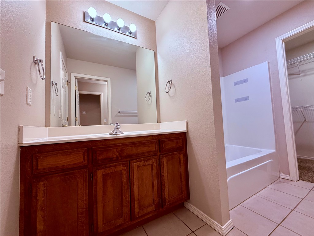 Riverwalk Farm Estate Ph I Bentonville - Residential Lease