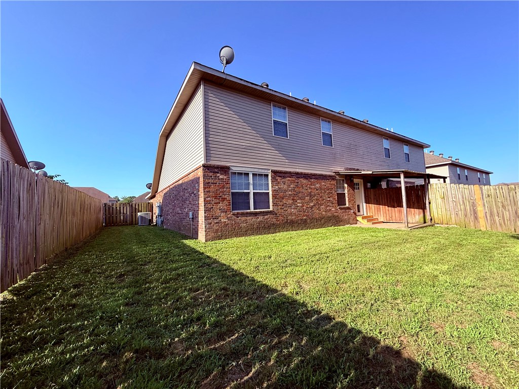 Riverwalk Farm Estate Ph I Bentonville - Residential Lease