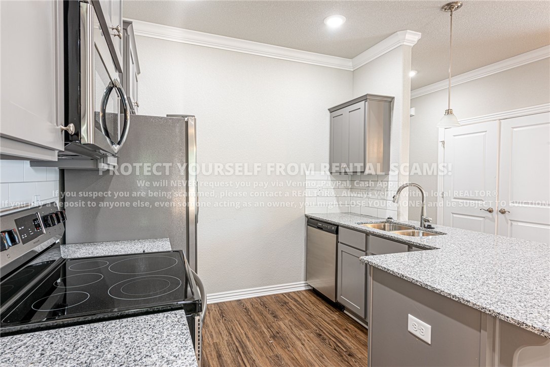 Chelsea Point Ii Rogers - Residential Lease