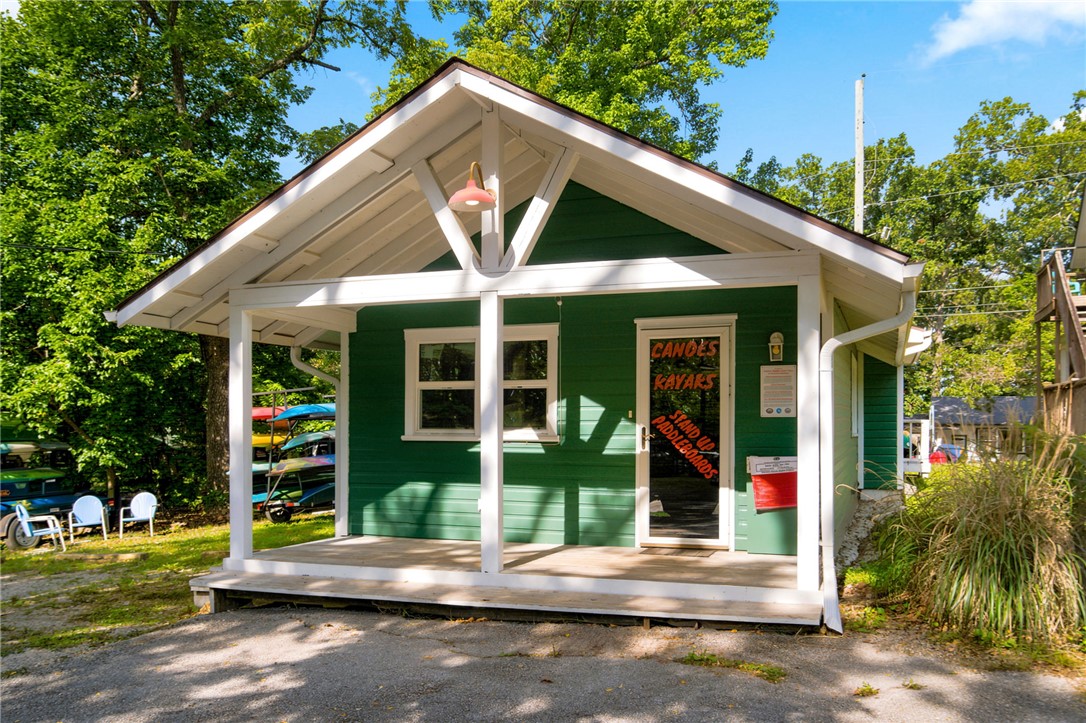 Rare opportunity for the outdoor enthusiast! This is your chance to own an established, cash flowing business in the heart of Eureka Springs. This listing includes the business and real estate, with an active STR being part of the package. The business has shown strong year over year growth and is ripe for a motivated owner. Business boast excellent reviews and offers kayak/canoe rentals for the river and paddle boards/ tubes for the lake. Property has been renovated and is zoned C-2. No visitation without an approved appointment, do not disturb employees.